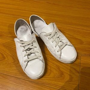Freda Salvador Eda Sneakers Sz 7/7.5